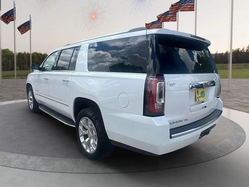 Used 2019 GMC Yukon XL Denali w/ Open Road Package AWD/4WD image 5