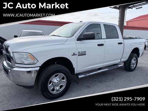 Used 2015 RAM 2500 Tradesman w/ Chrome Appearance Group AWD/4WD image 1