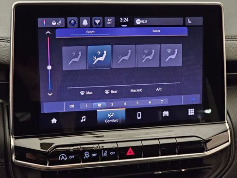 New 2026 Jeep Compass Latitude image 21