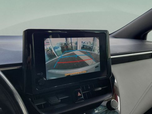Used 2024 Toyota Corolla SE FWD image 17