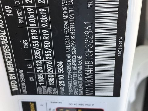 Certified 2025 Mercedes-Benz GLC 300 4MATIC image 25