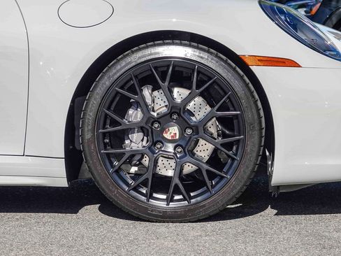 Used 2024 Porsche 911 Carrera image 10