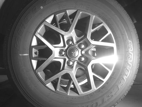 Used 2025 Jeep Wrangler Sahara image 14