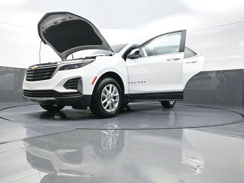Used 2024 Chevrolet Equinox LT AWD/4WD image 41