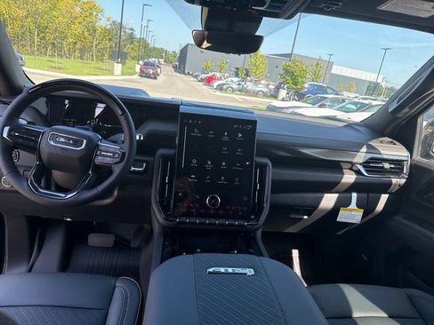 New 2026 GMC Yukon XL AT4 w/ AT4 Premium Plus Package AWD/4WD image 15