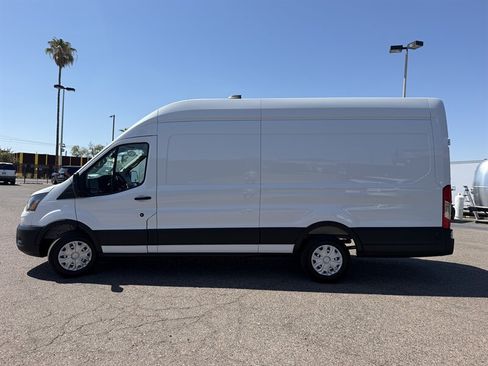 Used 2026 Ford Transit 250 148 High Roof Extended RWD image 5
