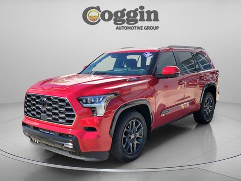 Certified 2025 Toyota Sequoia Platinum AWD/4WD image 1