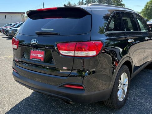 Used 2016 Kia Sorento AWD image 11