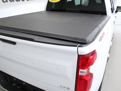 Used 2019 Chevrolet Silverado 1500 LTZ w/ LTZ Plus Package AWD/4WD image 9