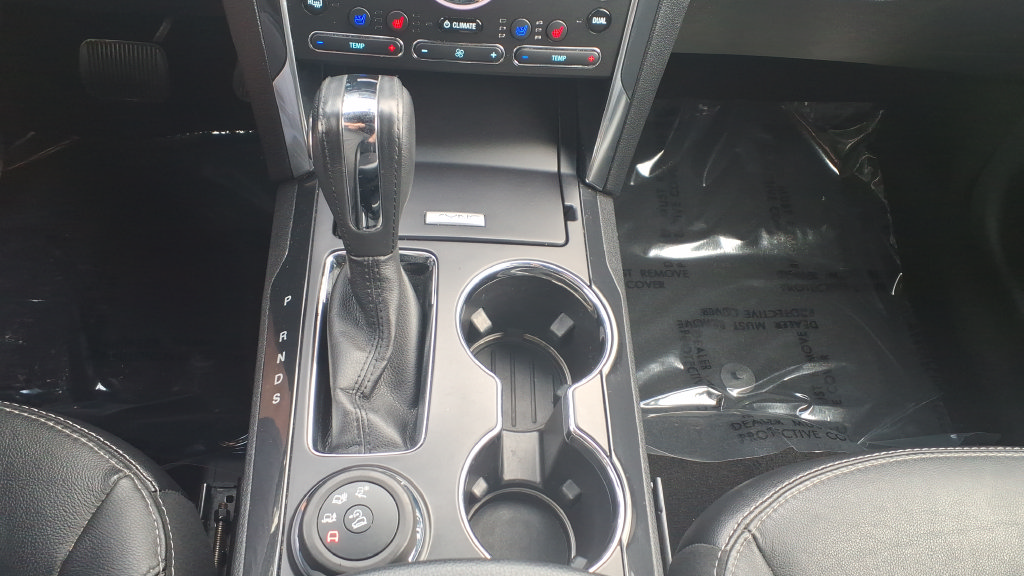 Used 2019 Ford Explorer Limited w/ Class III Trailer Tow Package AWD/4WD image 17
