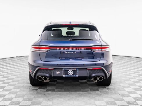 Certified 2022 Porsche Macan S image 10