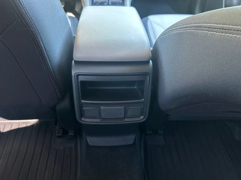 Used 2024 Subaru Forester AWD/4WD image 29