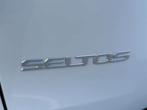 New 2026 Kia Seltos S image 10