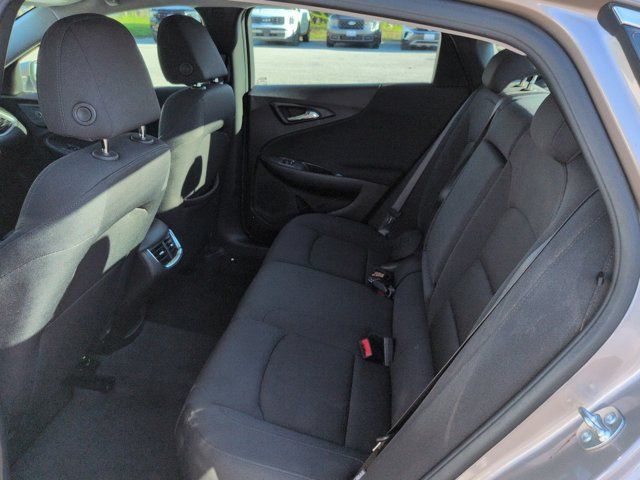 Used 2025 Chevrolet Malibu LT FWD image 12