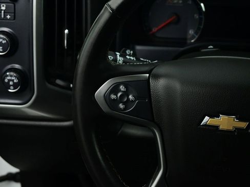 Used 2017 Chevrolet Silverado 1500 LT w/ LPO, Black Pack image 4