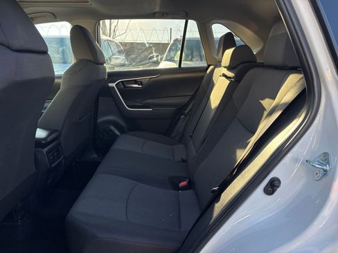 Used 2025 Toyota RAV4 XLE image 25
