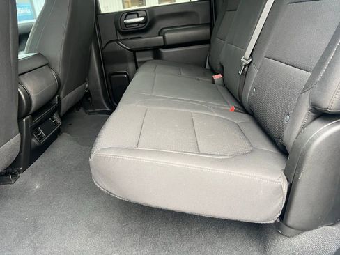 Used 2022 Chevrolet Silverado 2500 Custom w/ Custom Convenience Package image 13