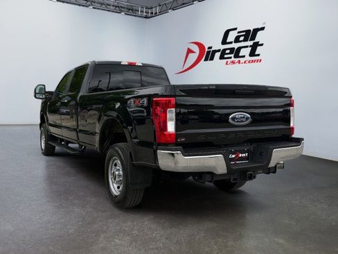 Used 2018 Ford F250 XL w/ Power Equipment Group AWD/4WD image 5