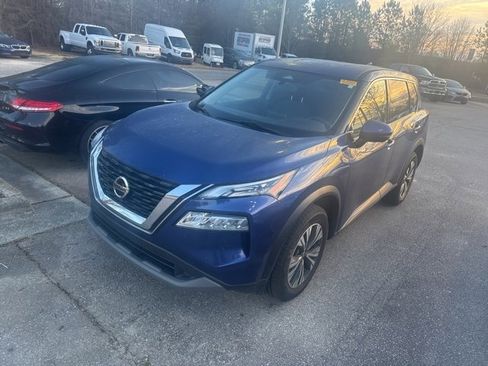 Used 2021 Nissan Rogue SV image 8