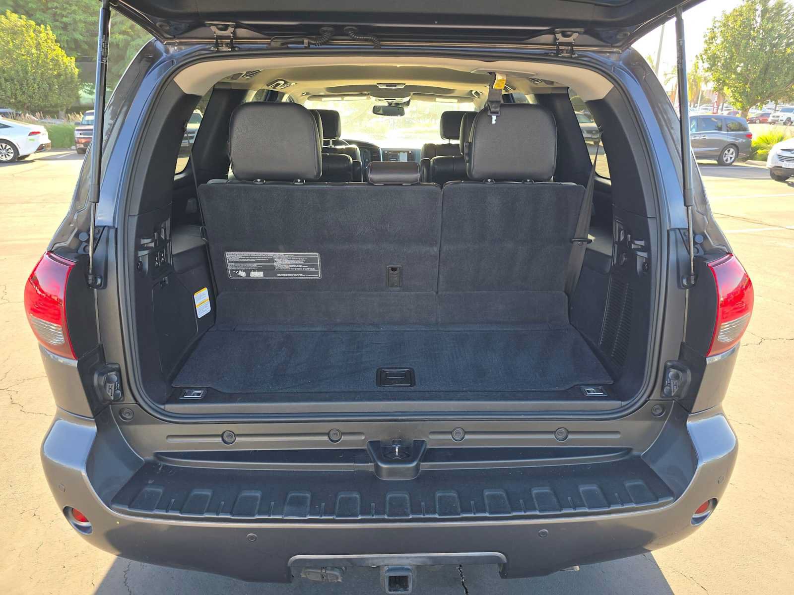 Used 2021 Toyota Sequoia TRD Sport w/ TRD Sport Premium Package AWD/4WD image 15