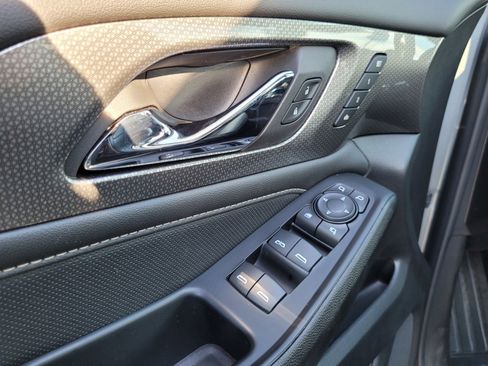 Used 2023 Chevrolet Traverse Premier w/ Redline Edition image 26