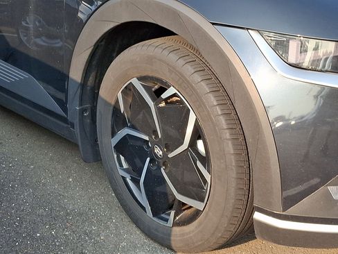 Certified 2023 Hyundai Ioniq 5 SEL AWD/4WD image 6