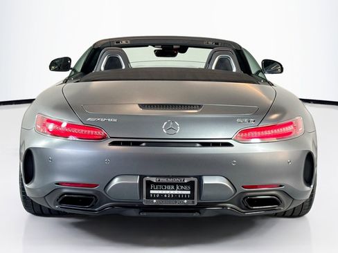 Used 2019 Mercedes-Benz AMG GT C image 6