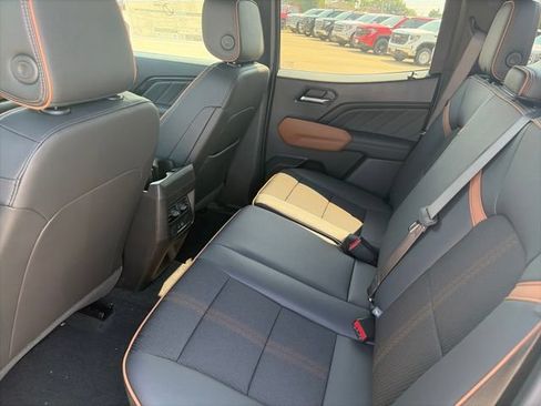 New 2026 GMC Canyon AT4 AWD/4WD image 11
