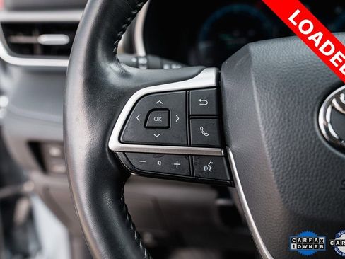 Used 2024 Toyota Highlander Platinum image 16