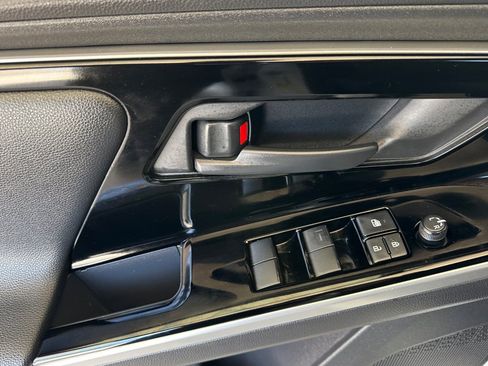 Used 2024 Toyota bZ4X XLE w/ Weather Package FWD image 13