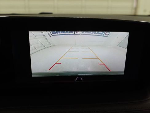 Used 2025 Buick Encore GX Preferred FWD image 16