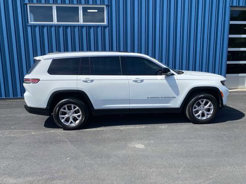 Used 2021 Jeep Grand Cherokee L Limited AWD/4WD image 16