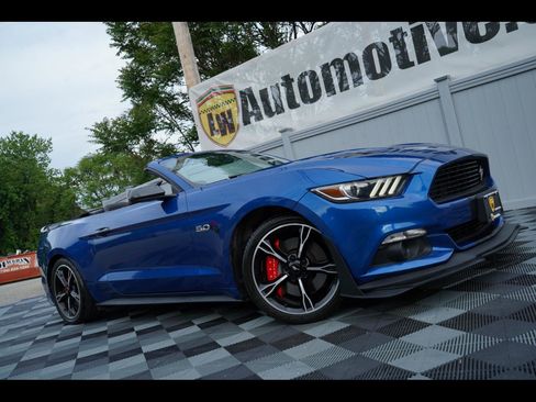 Used 2017 Ford Mustang GT Premium w/ Equipment Group 401A RWD image 1