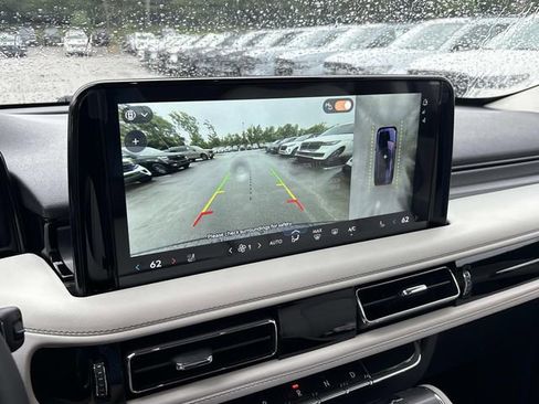 New 2026 Lincoln Aviator AWD w/ Jet Appearance Package image 28