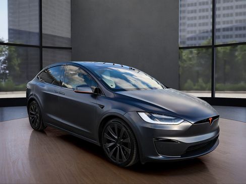 Used 2022 Tesla Model X Plaid image 5