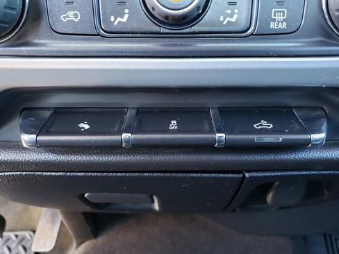 Used 2014 GMC Sierra 1500 SLT AWD/4WD image 27