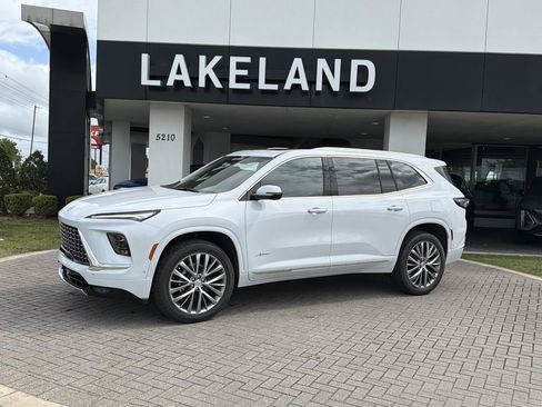 New 2026 Buick Enclave Avenir w/ Super Cruise Package FWD image 2