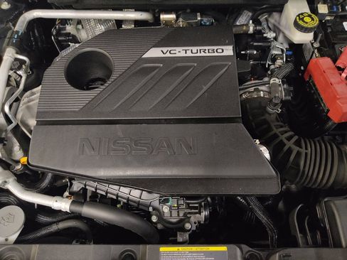 Used 2023 Nissan Rogue SV w/ SV Premium Package FWD image 30