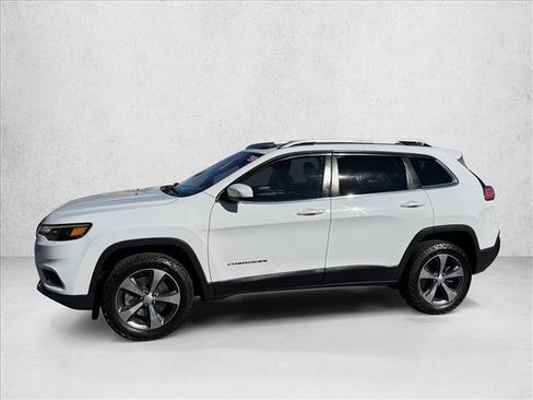 Used 2019 Jeep Cherokee Limited w/ Trailer Tow Group AWD/4WD image 3