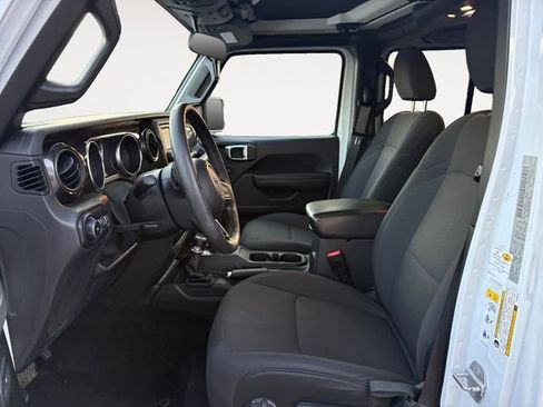 Used 2019 Jeep Wrangler Unlimited Sport AWD/4WD image 9