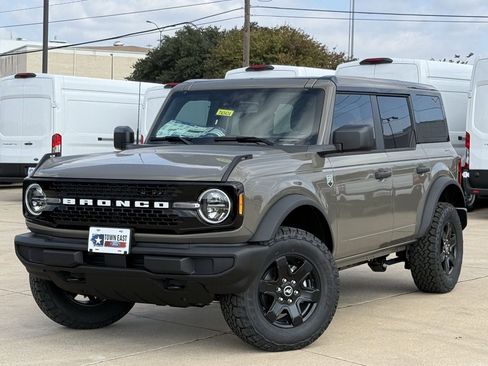 New 2025 Ford Bronco Big Bend image 27