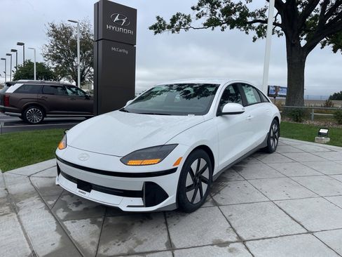 New 2025 Hyundai Ioniq 6 SE image 1