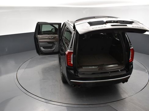 Used 2022 GMC Yukon XL Denali w/ Max Trailering Package image 28
