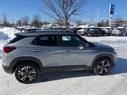 Used 2026 Chevrolet TrailBlazer LT w/ LT Cold Weather Package image 3