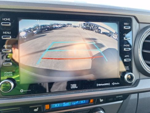 Used 2020 Toyota Tacoma TRD Sport image 26