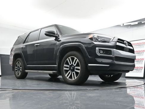 Used 2021 Toyota 4Runner Limited image 18