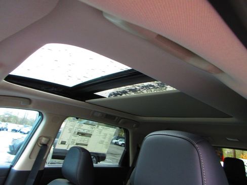 New 2026 Nissan Pathfinder Platinum w/ Cargo Package image 15