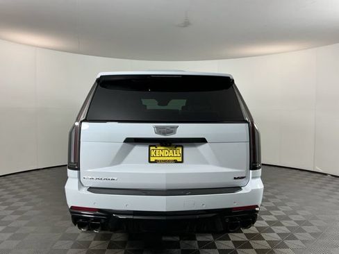 Used 2026 Cadillac Escalade V AWD/4WD image 5