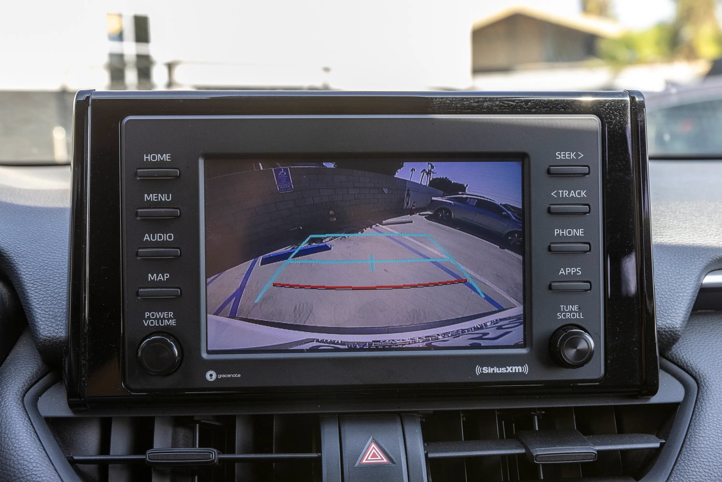 Used 2021 Toyota RAV4 XLE w/ XLE Grade Weather Package AWD/4WD image 18