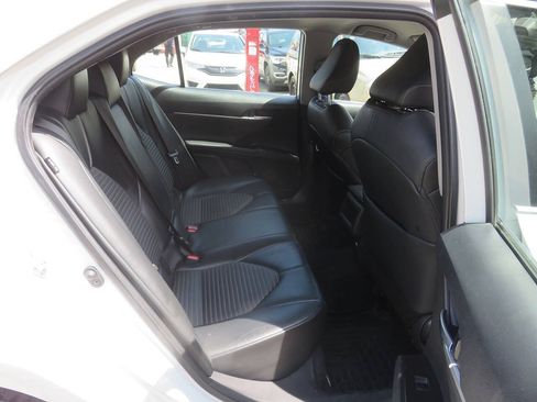 Used 2023 Toyota Camry SE w/ Cold Weather Package AWD/4WD image 19